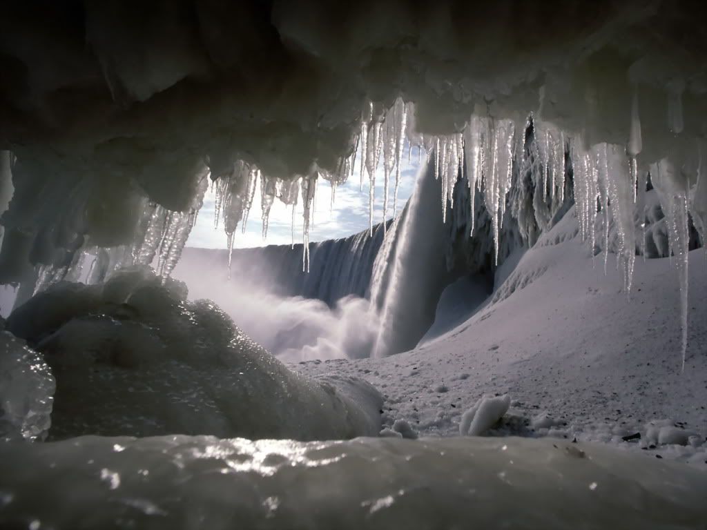 IceSpectacularOntario-1600x1.jpg