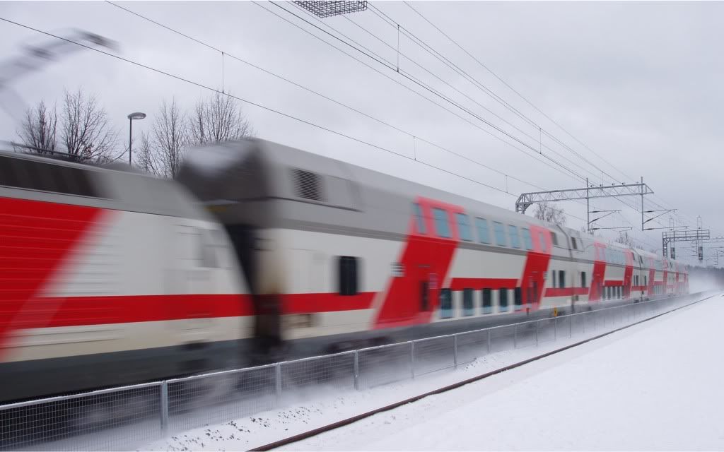 helsinki-train-wallpapers_13764_256.jpg