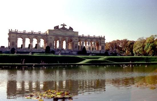 schoenbrunn-1-1.jpg