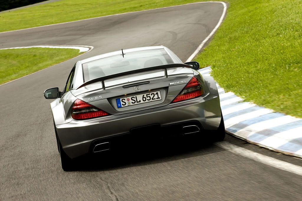 amg_12_big_100708.jpg