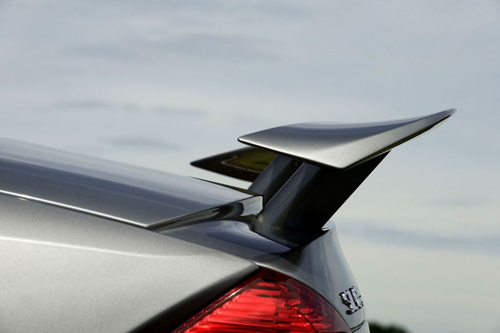 amg_32_big_100708.jpg