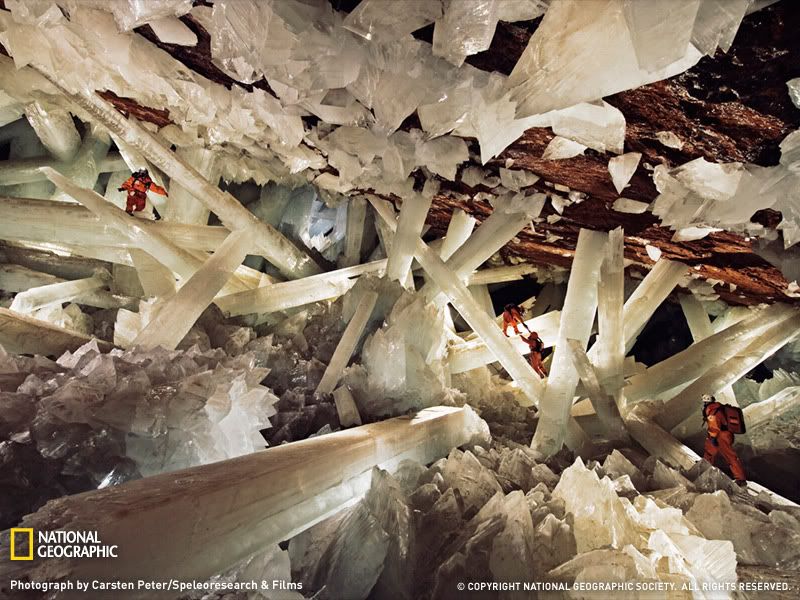 crystal-cave-1191533-sw.jpg