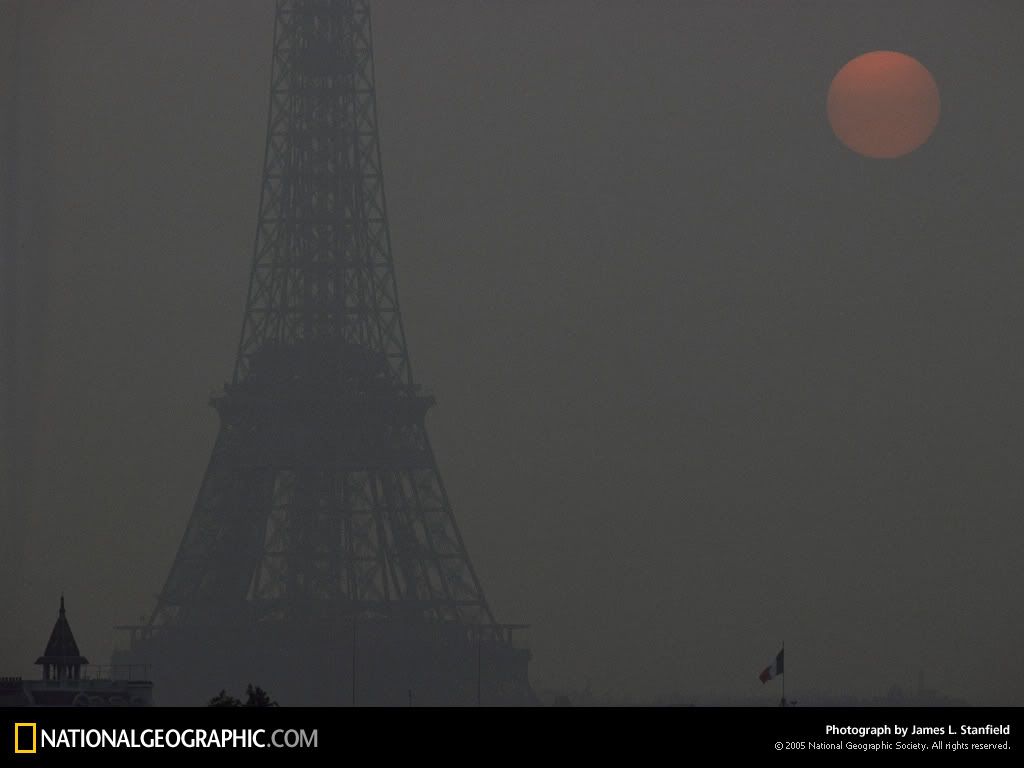 EiffelTowerParis.jpg