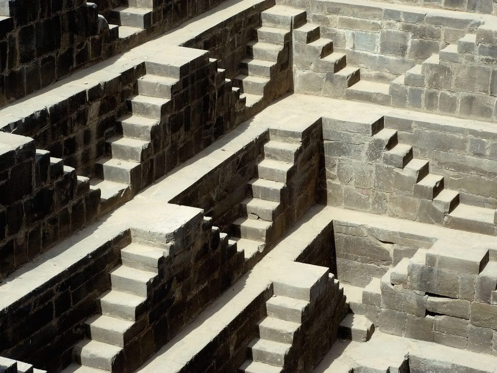 DetailofChandBaoriAbhaneriRajasthan.jpg