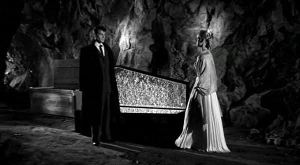 Bellac/Dracula en tête à tête avec Rachel /The-Return-of-Dracula-1958-016.jpg