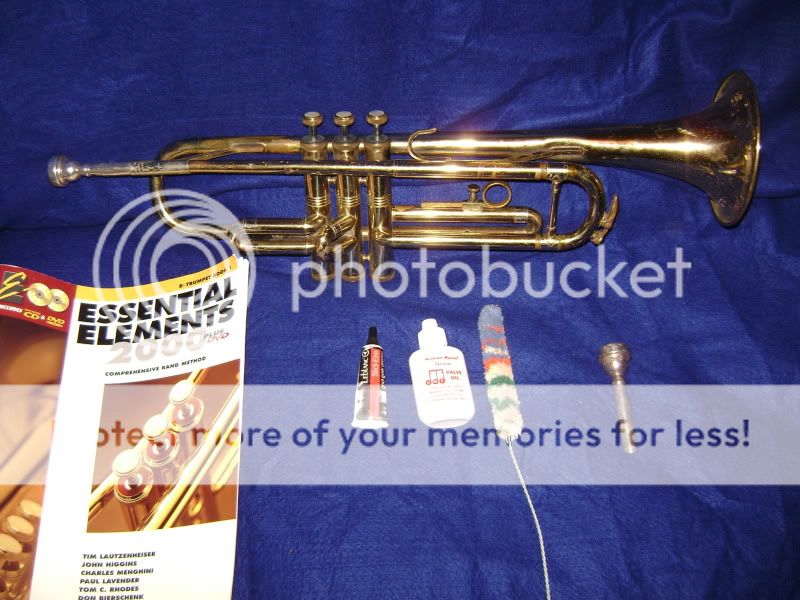 Very Old Tempo Trumpet with case, Instructional book, CD, DVD & More 